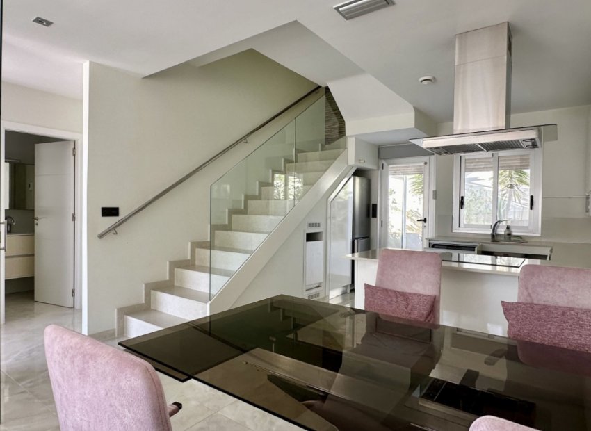 Resale - Villa - Orihuela Costa - Lomas De Cabo Roig