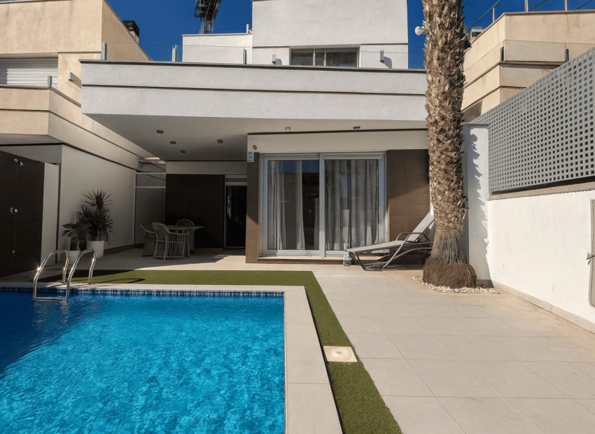 Resale - Villa - Orihuela Costa - Lomas De Cabo Roig