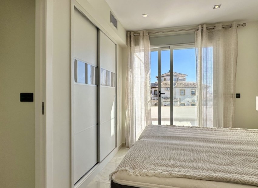 Resale - Villa - Orihuela Costa - Lomas De Cabo Roig