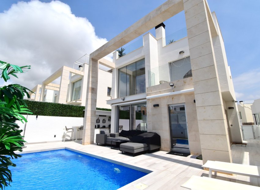 Resale - Villa - Orihuela Costa - Lomas De Cabo Roig