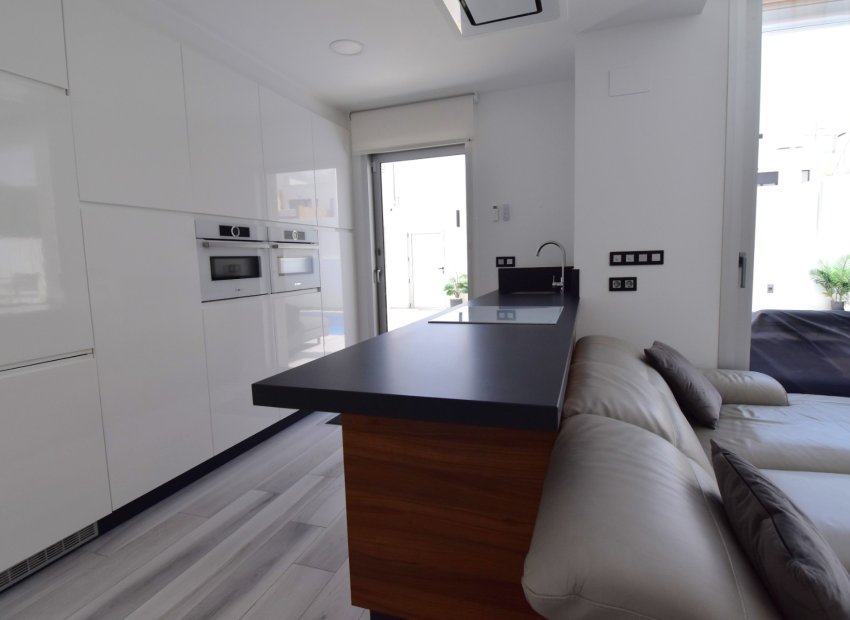 Resale - Villa - Orihuela Costa - Lomas De Cabo Roig