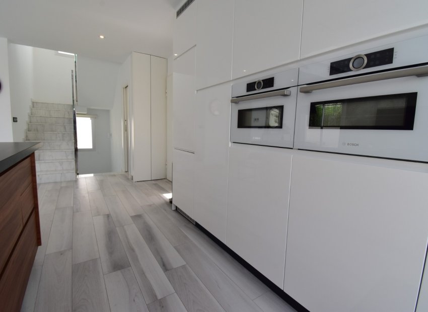 Resale - Villa - Orihuela Costa - Lomas De Cabo Roig