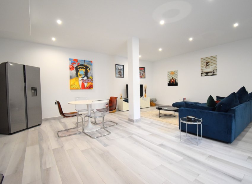 Resale - Villa - Orihuela Costa - Lomas De Cabo Roig