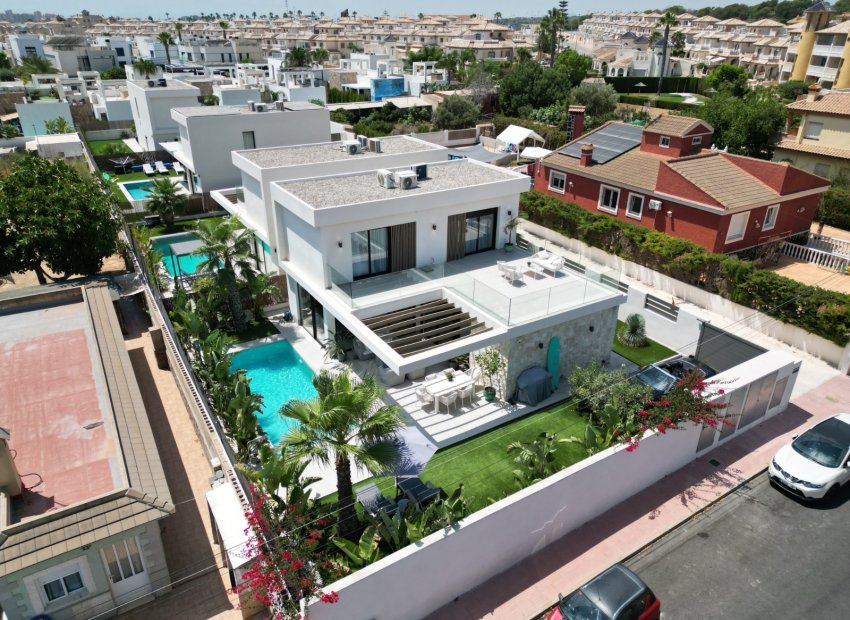 Resale - Villa - Orihuela Costa - Lomas De Cabo Roig
