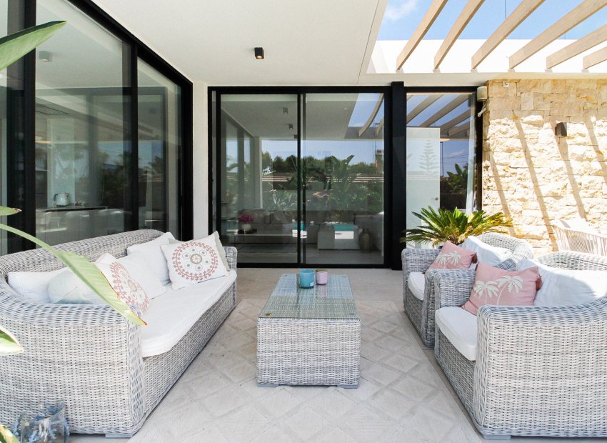Resale - Villa - Orihuela Costa - Lomas De Cabo Roig
