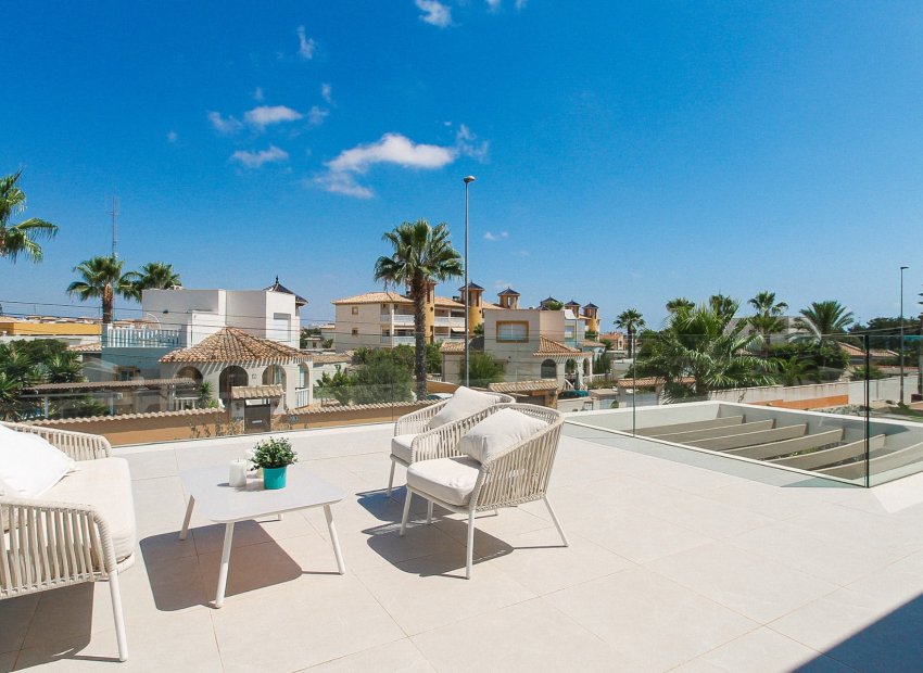 Resale - Villa - Orihuela Costa - Lomas De Cabo Roig