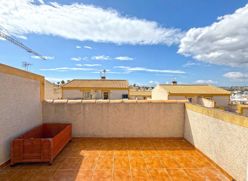 Resale - Villa - Orihuela Costa - Los Altos