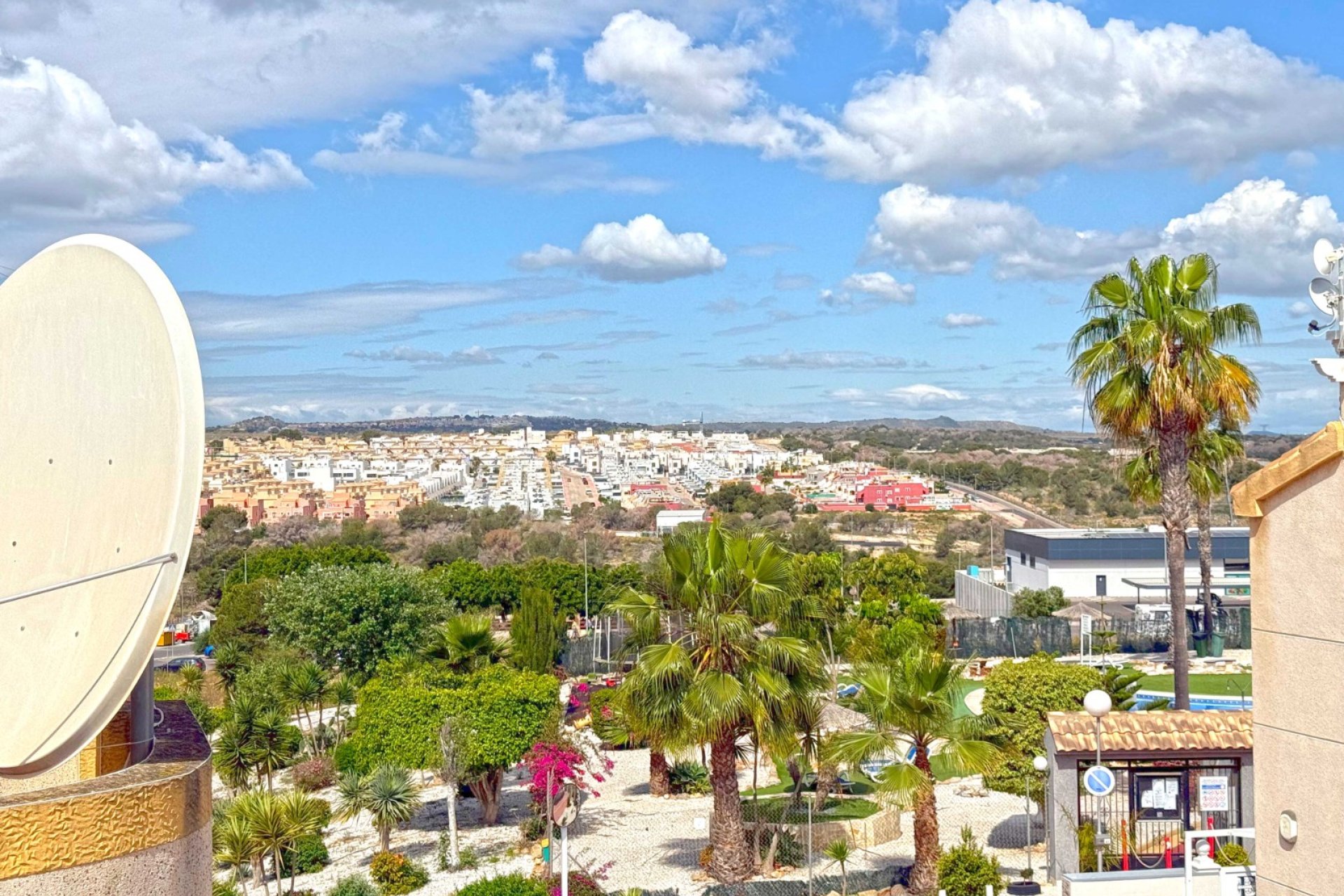 Resale - Villa - Orihuela Costa - Los Altos