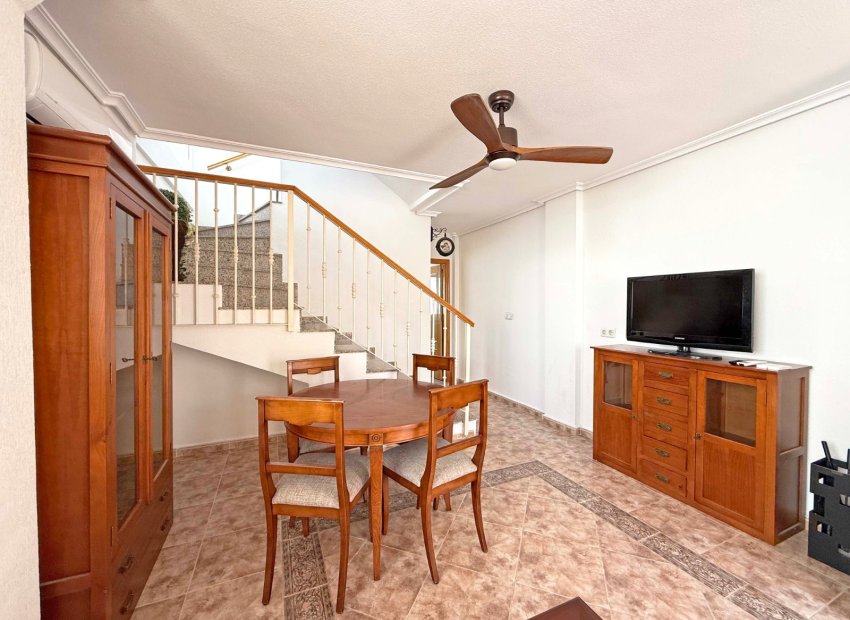 Resale - Villa - Orihuela Costa - Los Altos