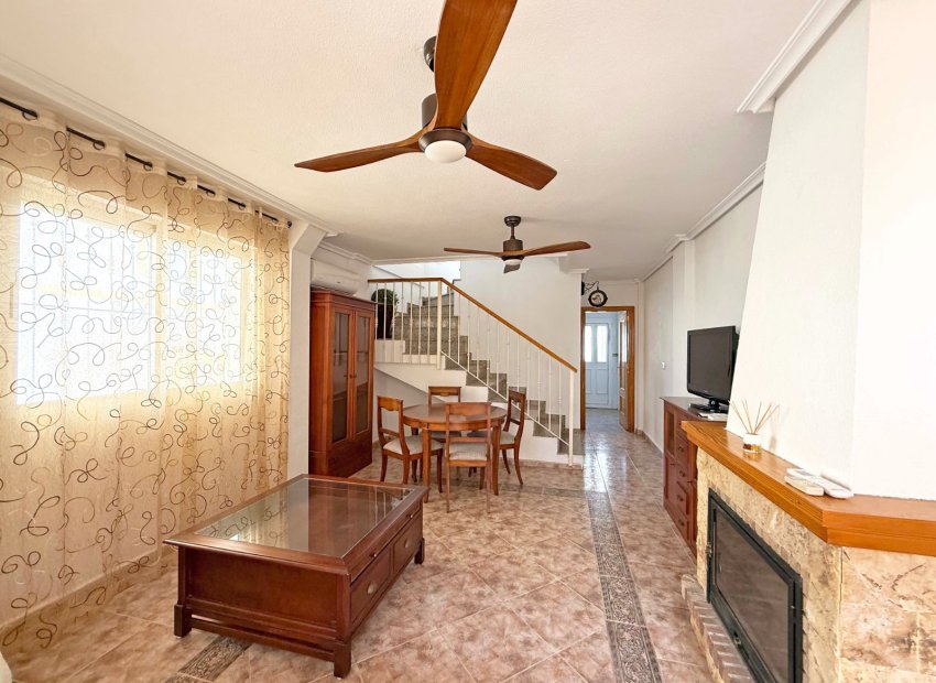 Resale - Villa - Orihuela Costa - Los Altos