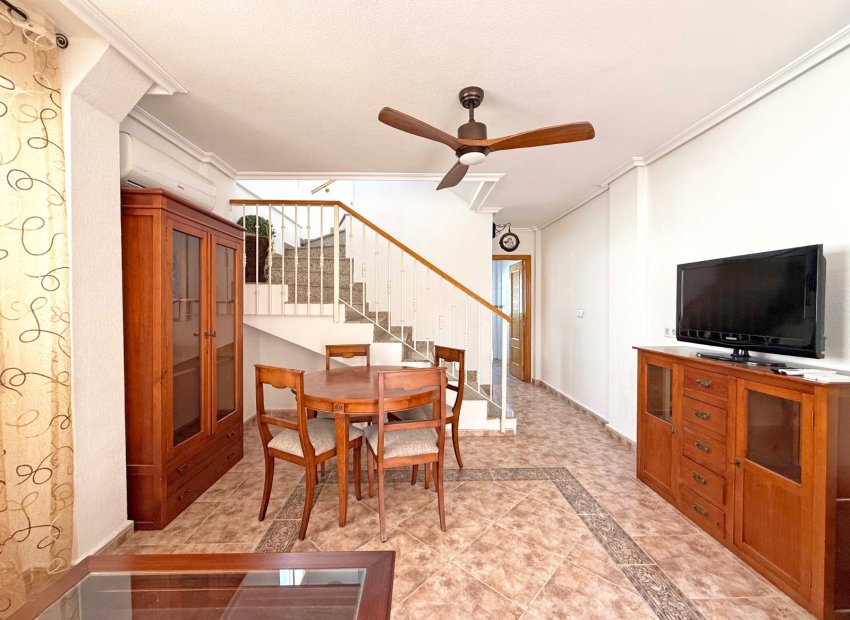 Resale - Villa - Orihuela Costa - Los Altos