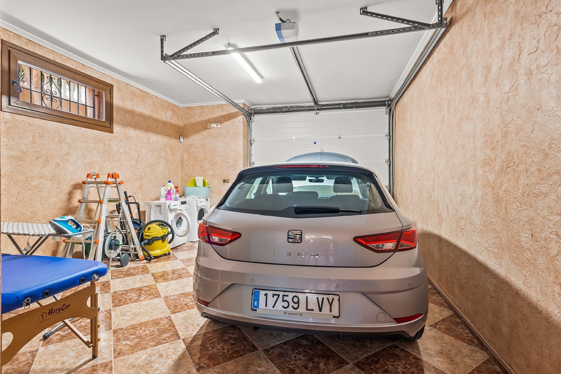 Resale - Villa - Orihuela Costa - Los Altos