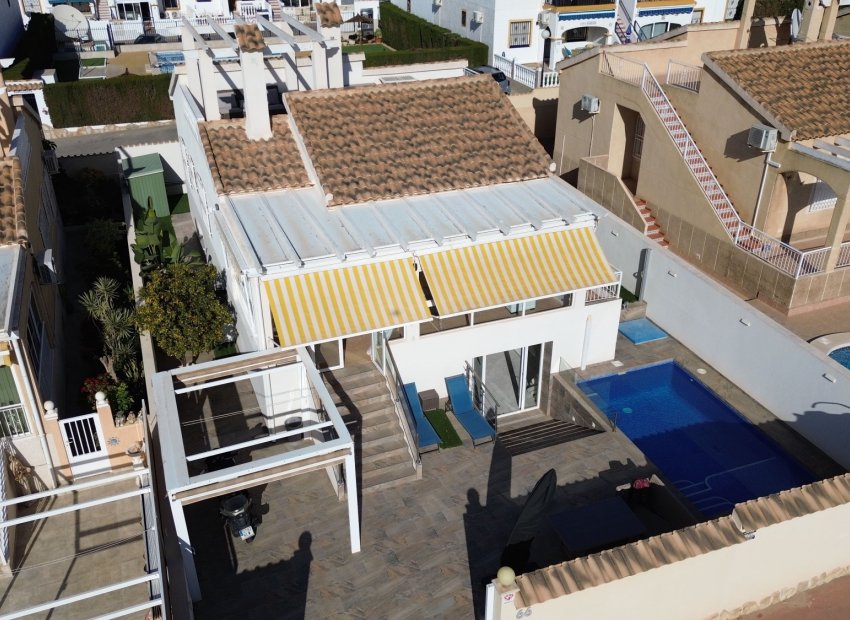 Resale - Villa - Orihuela Costa - Los Altos