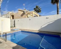 Resale - Villa - Orihuela Costa - Los Altos