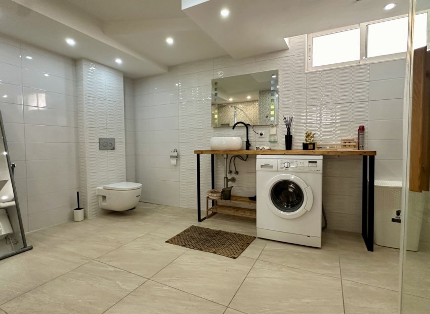 Resale - Villa - Orihuela Costa - Los Altos