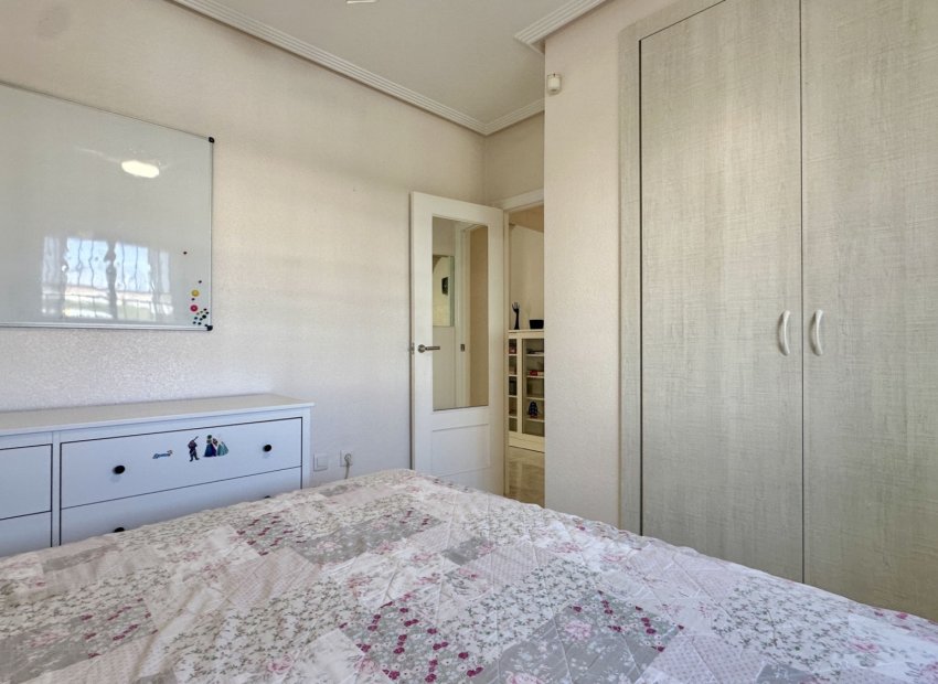 Resale - Villa - Orihuela Costa - Los Altos