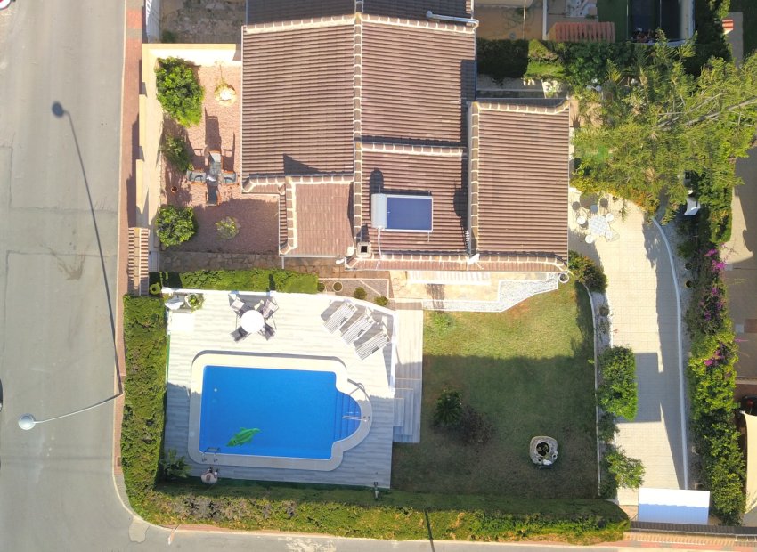 Resale - Villa - Orihuela Costa - Los Balcones