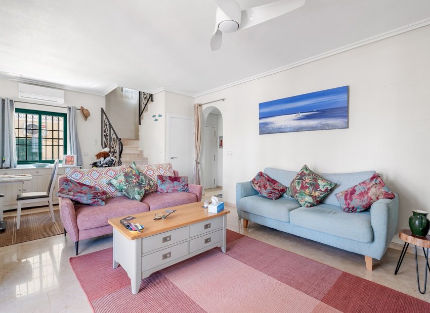 Resale - Villa - Orihuela Costa - Los Dolses