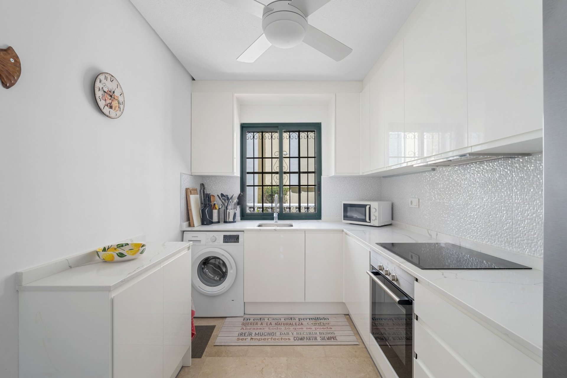 Resale - Villa - Orihuela Costa - Los Dolses