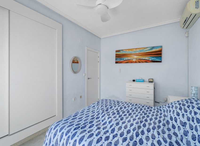 Resale - Villa - Orihuela Costa - Los Dolses