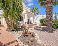 Resale - Villa - Orihuela Costa - Los Dolses
