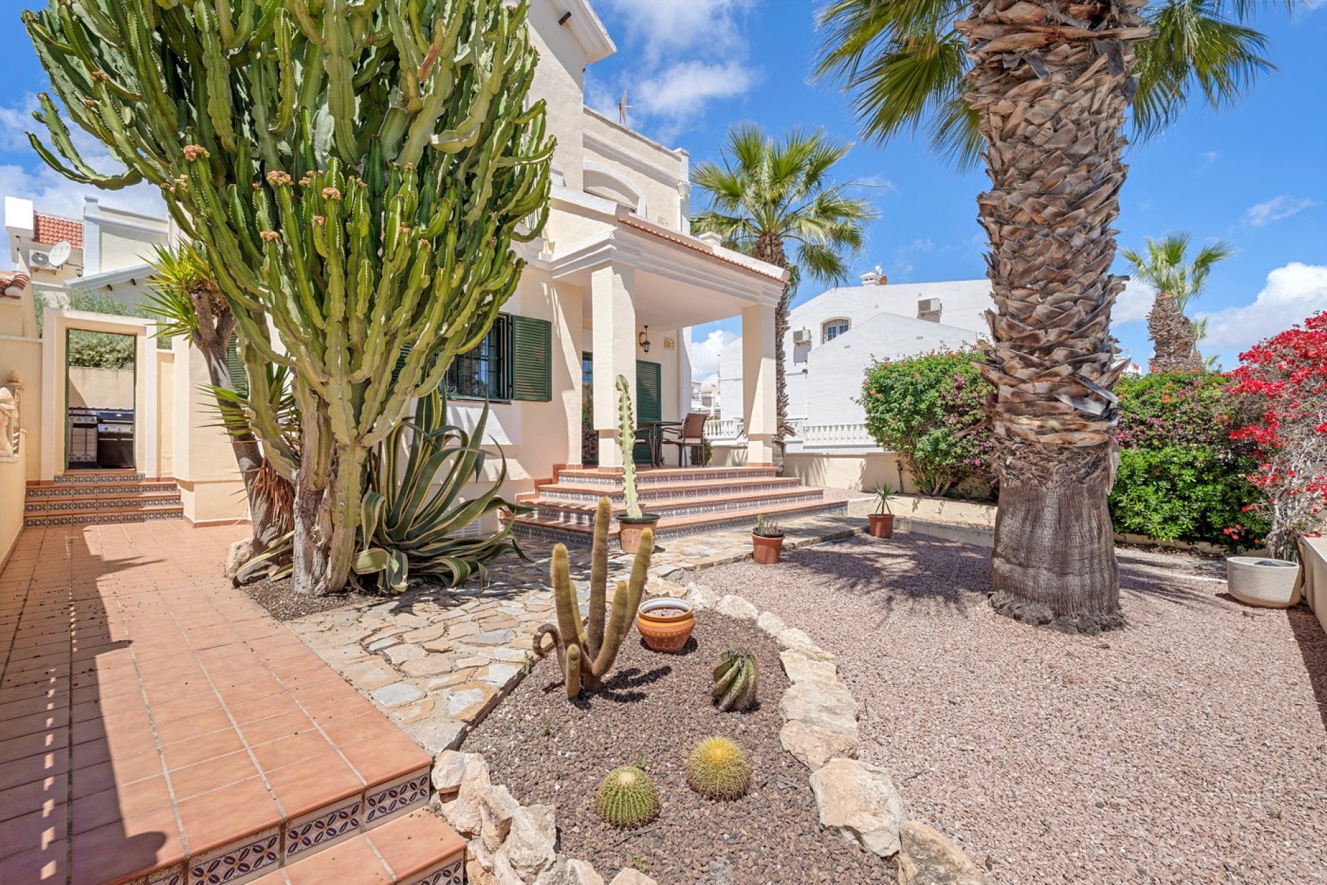 Resale - Villa - Orihuela Costa - Los Dolses