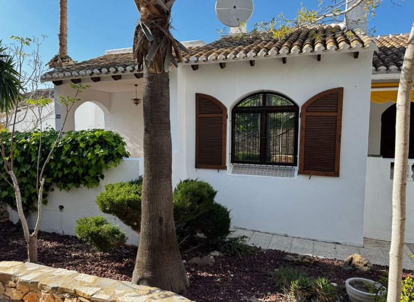 Resale - Villa - Orihuela Costa - Los Dolses