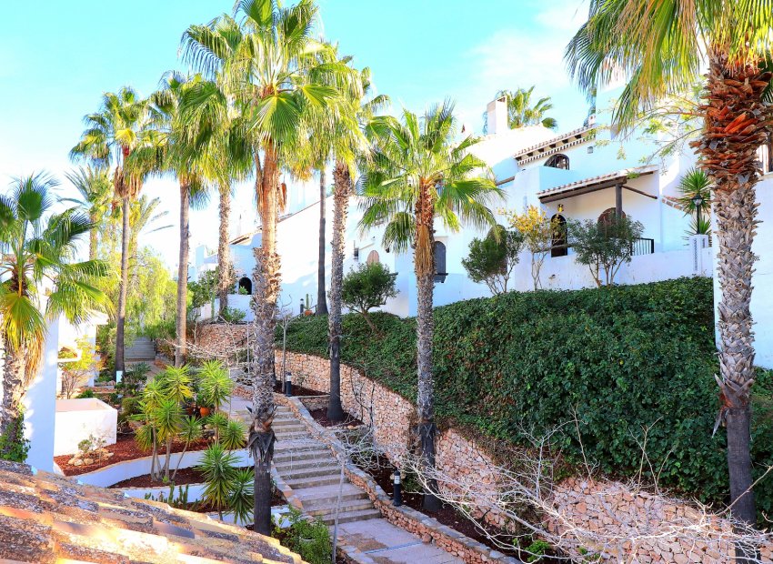 Resale - Villa - Orihuela Costa - Los Dolses