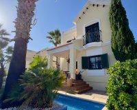 Resale - Villa * - Orihuela Costa - Los Dolses