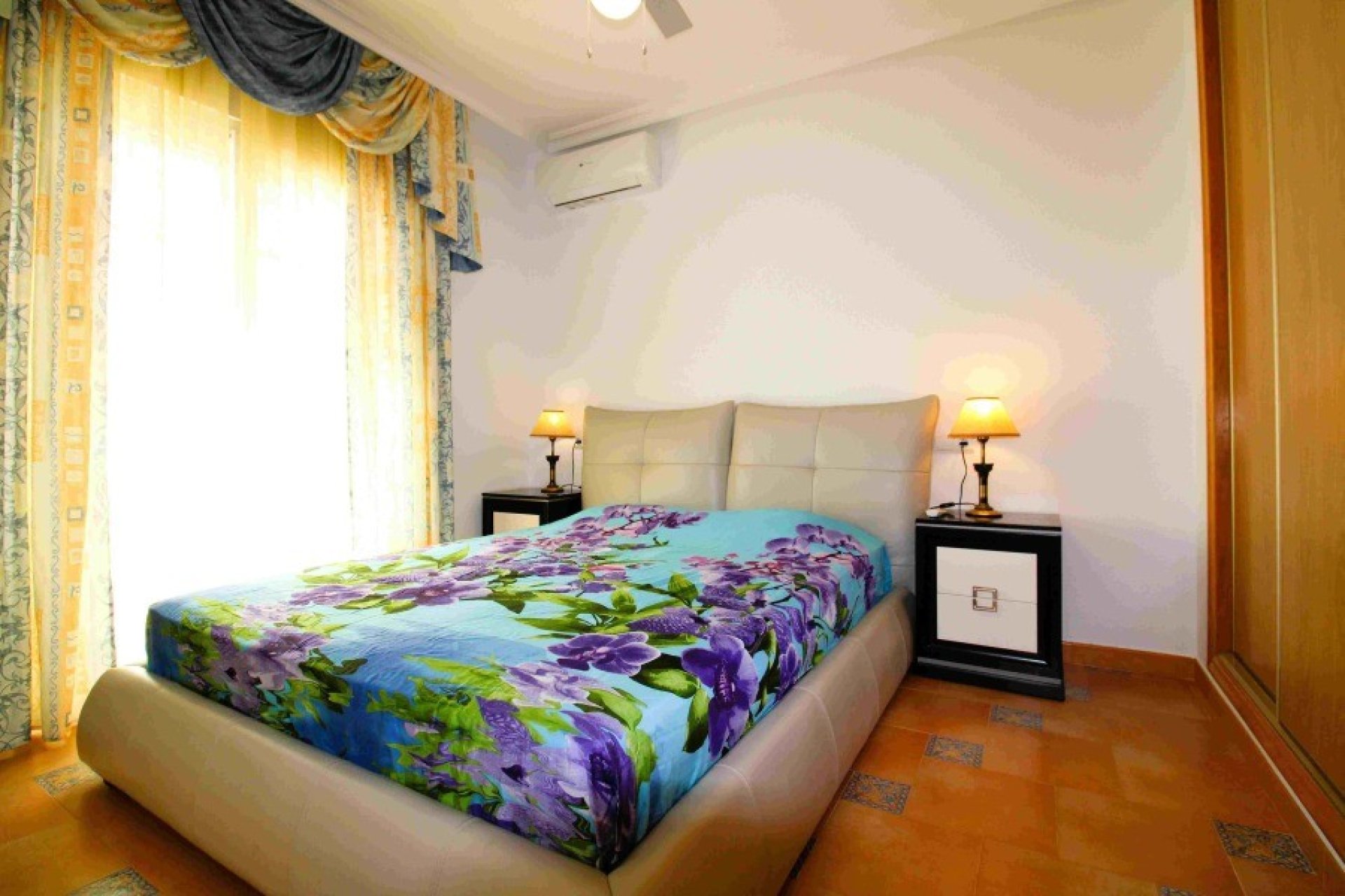 Resale - Villa - Orihuela Costa - Los Dolses