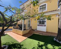Resale - Villa - Orihuela Costa - Los Dolses
