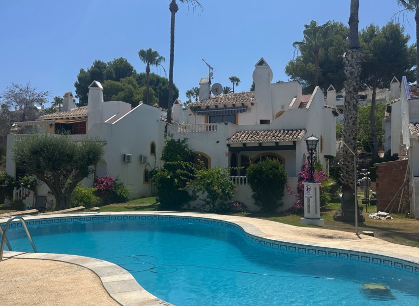 Resale - Villa - Orihuela Costa - Los Dolses