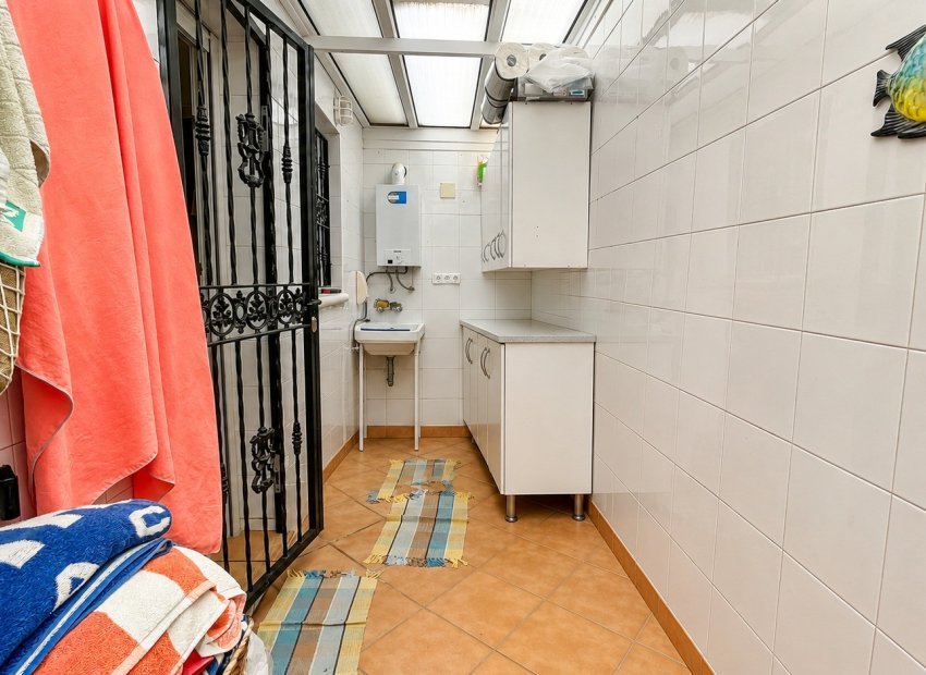Resale - Villa - Orihuela Costa - Los Dolses