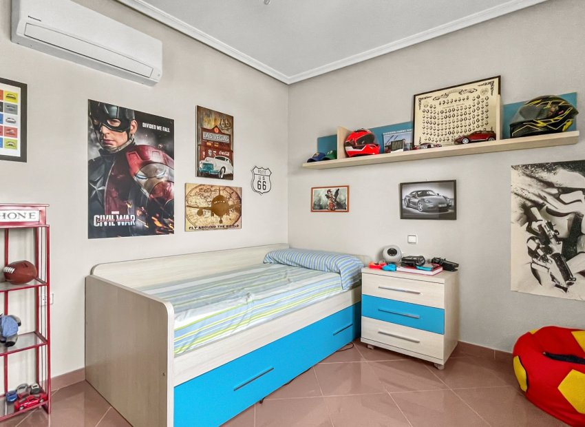 Resale - Villa - Orihuela Costa - Los Dolses