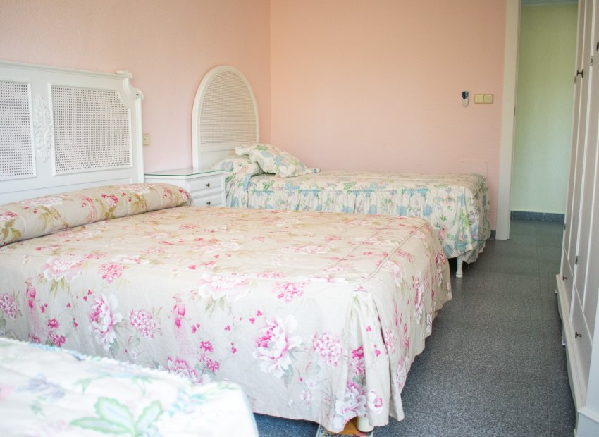 Resale - Villa - Orihuela Costa - MUY CERCA DE LA PLAYA