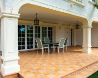 Resale - Villa - Orihuela Costa - MUY CERCA DE LA PLAYA