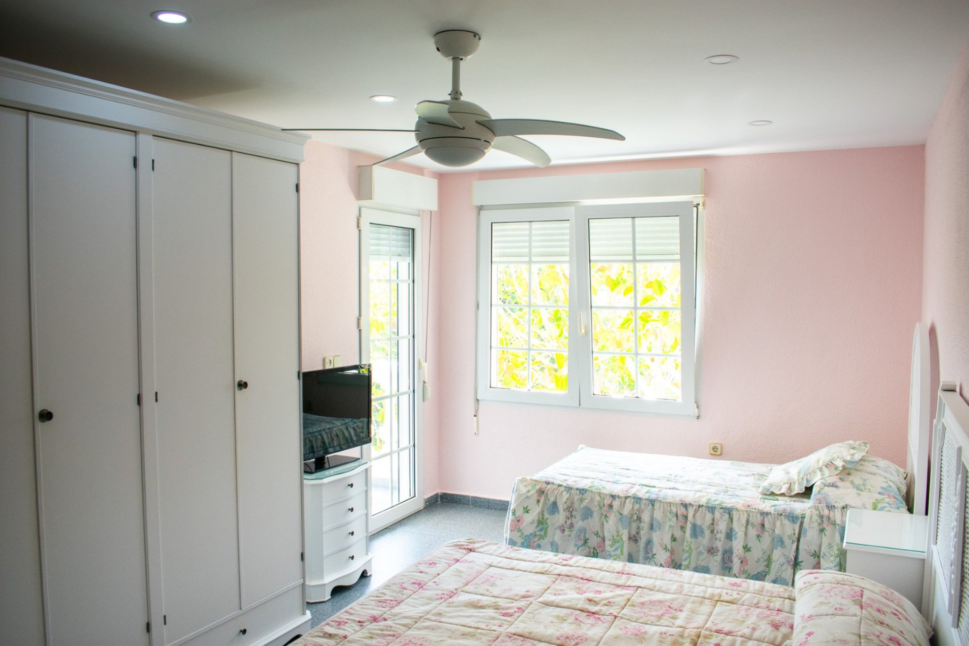 Resale - Villa - Orihuela Costa - MUY CERCA DE LA PLAYA