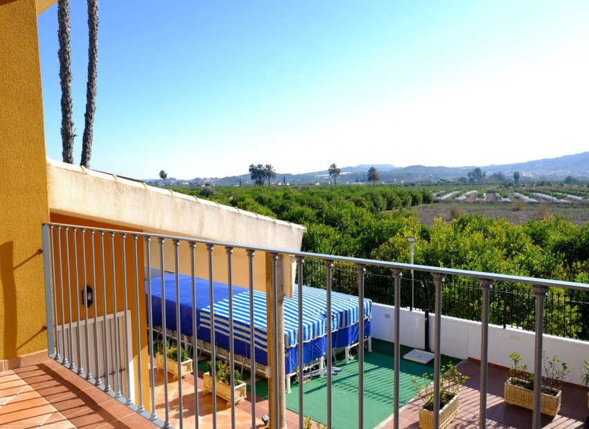 Resale - Villa - Orihuela Costa - Orihuela