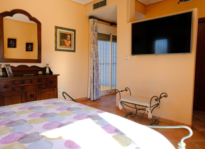 Resale - Villa - Orihuela Costa - Orihuela