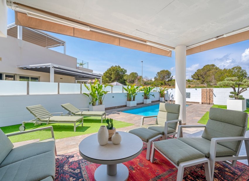 Resale - Villa - Orihuela Costa - Pau 8*