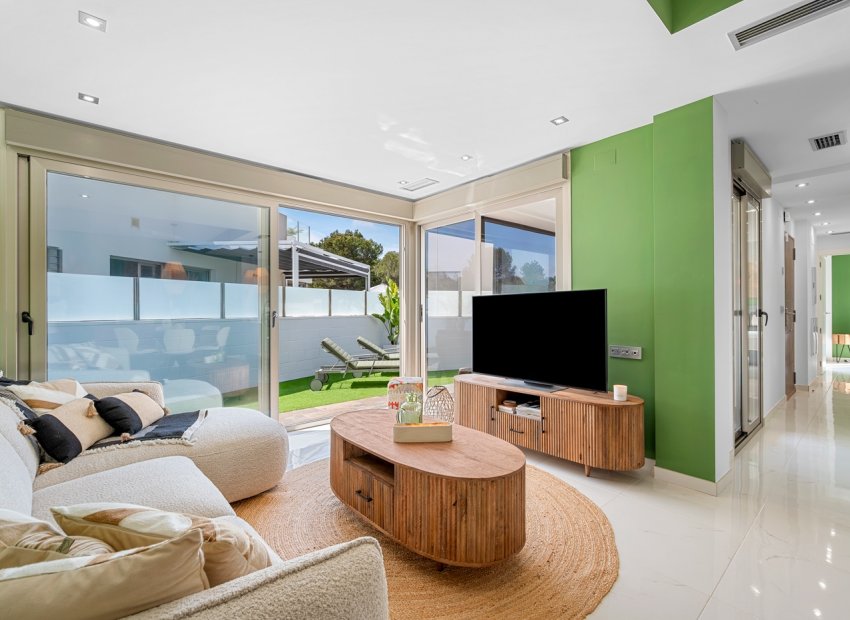 Resale - Villa - Orihuela Costa - Pau 8*