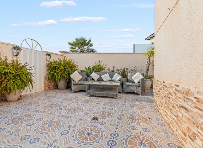 Resale - Villa - Orihuela Costa - Playa Flamenca