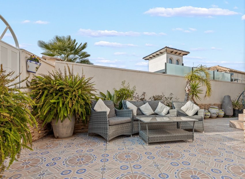 Resale - Villa - Orihuela Costa - Playa Flamenca