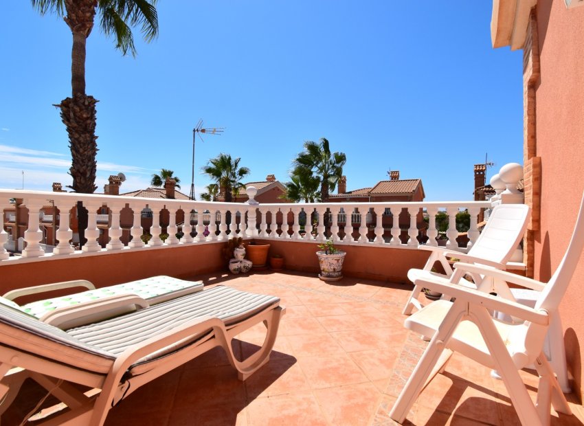 Resale - Villa - Orihuela Costa - Playa Flamenca