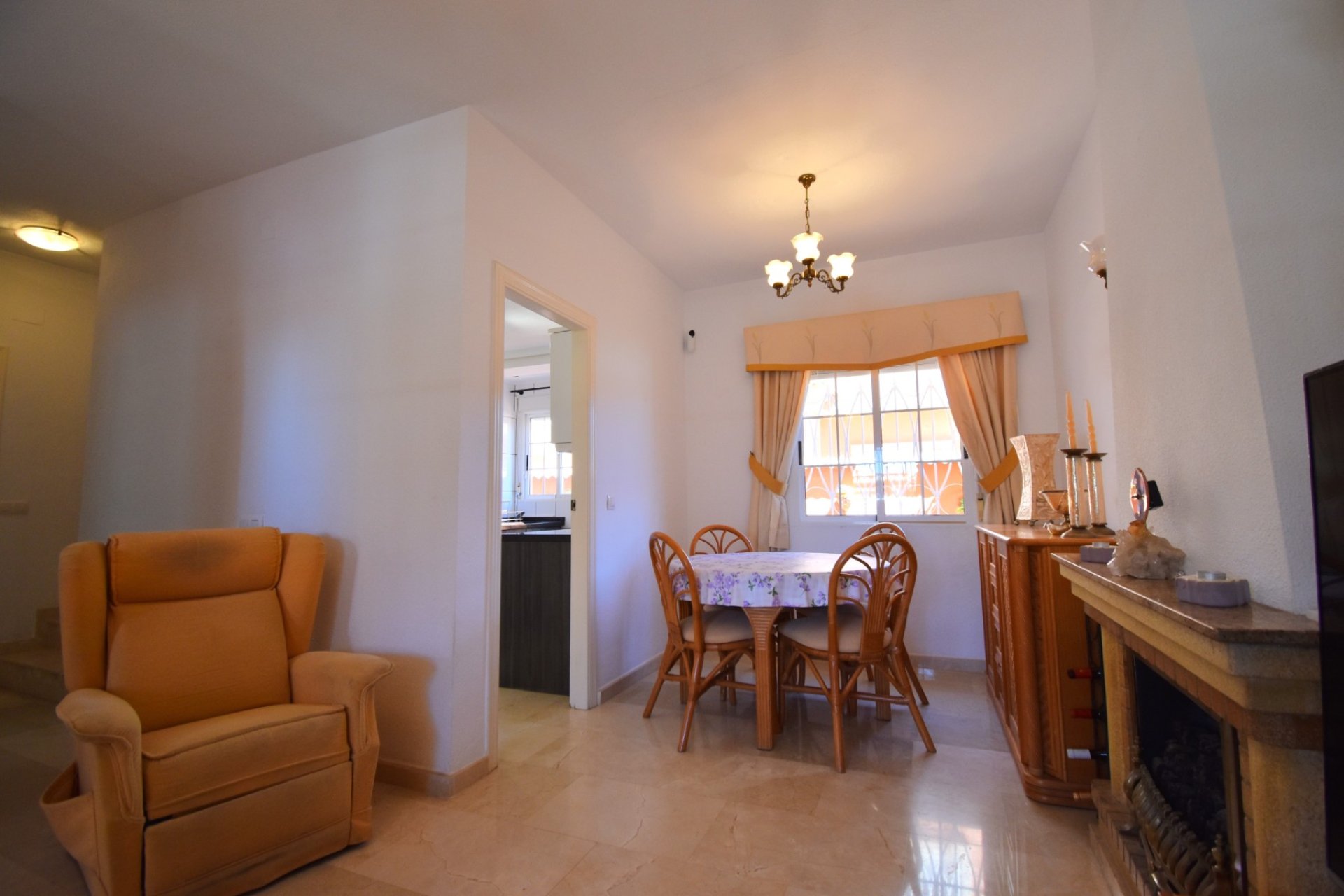 Resale - Villa - Orihuela Costa - Playa Flamenca