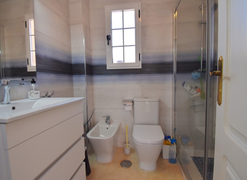 Resale - Villa - Orihuela Costa - Playa Flamenca