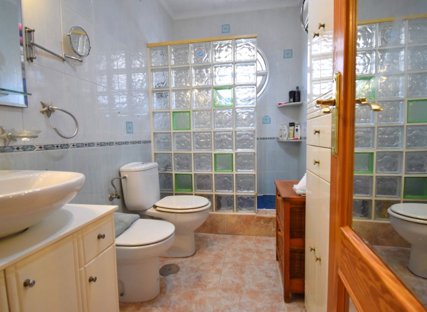 Resale - Villa - Orihuela Costa - Playa Flamenca