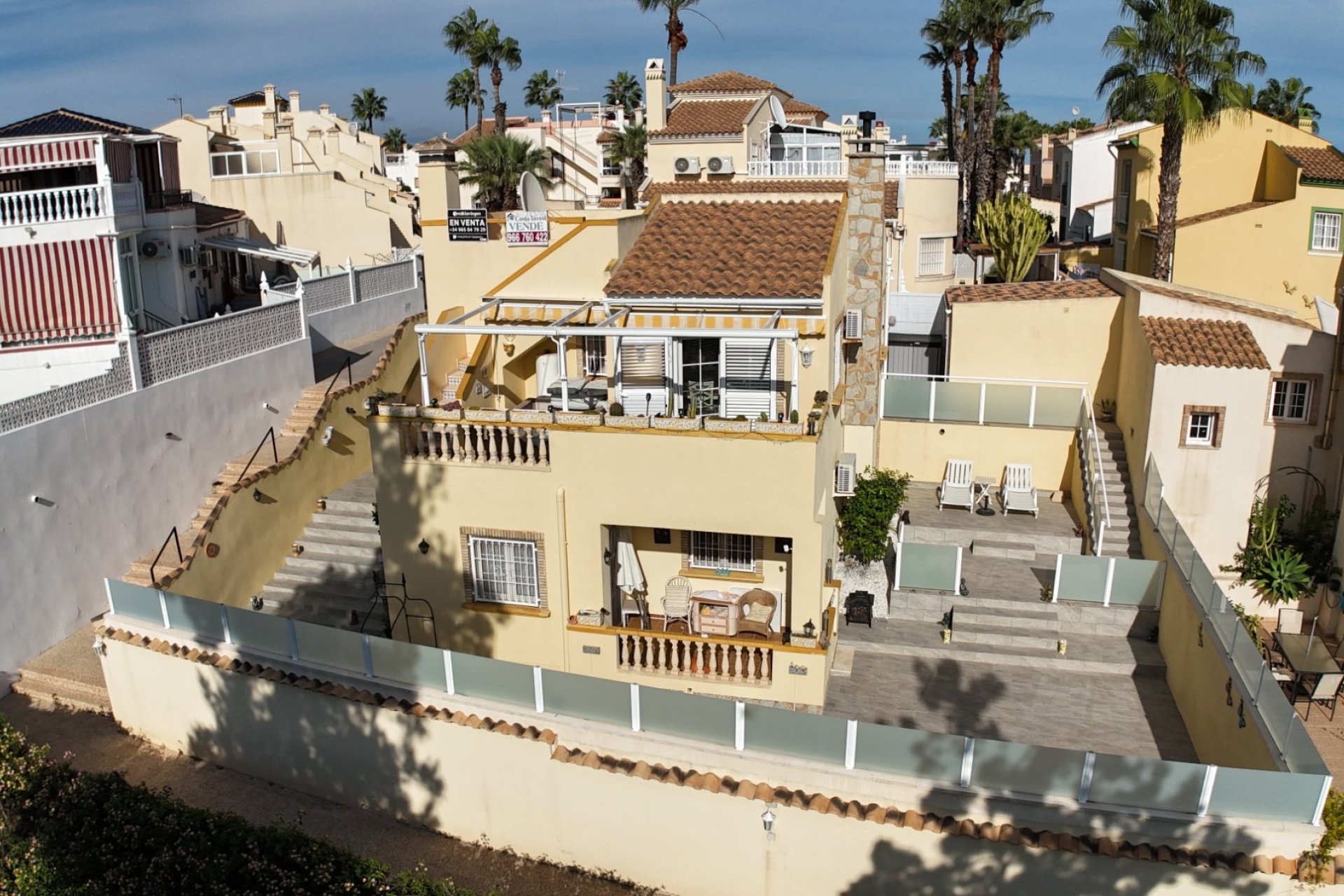 Resale - Villa - Orihuela Costa - Playa Flamenca
