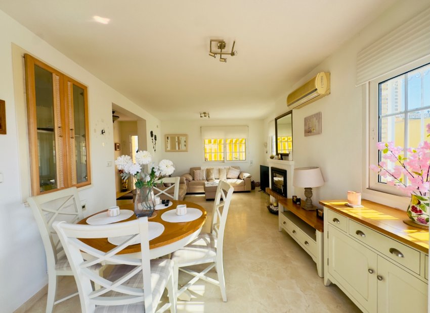 Resale - Villa - Orihuela Costa - Playa Flamenca