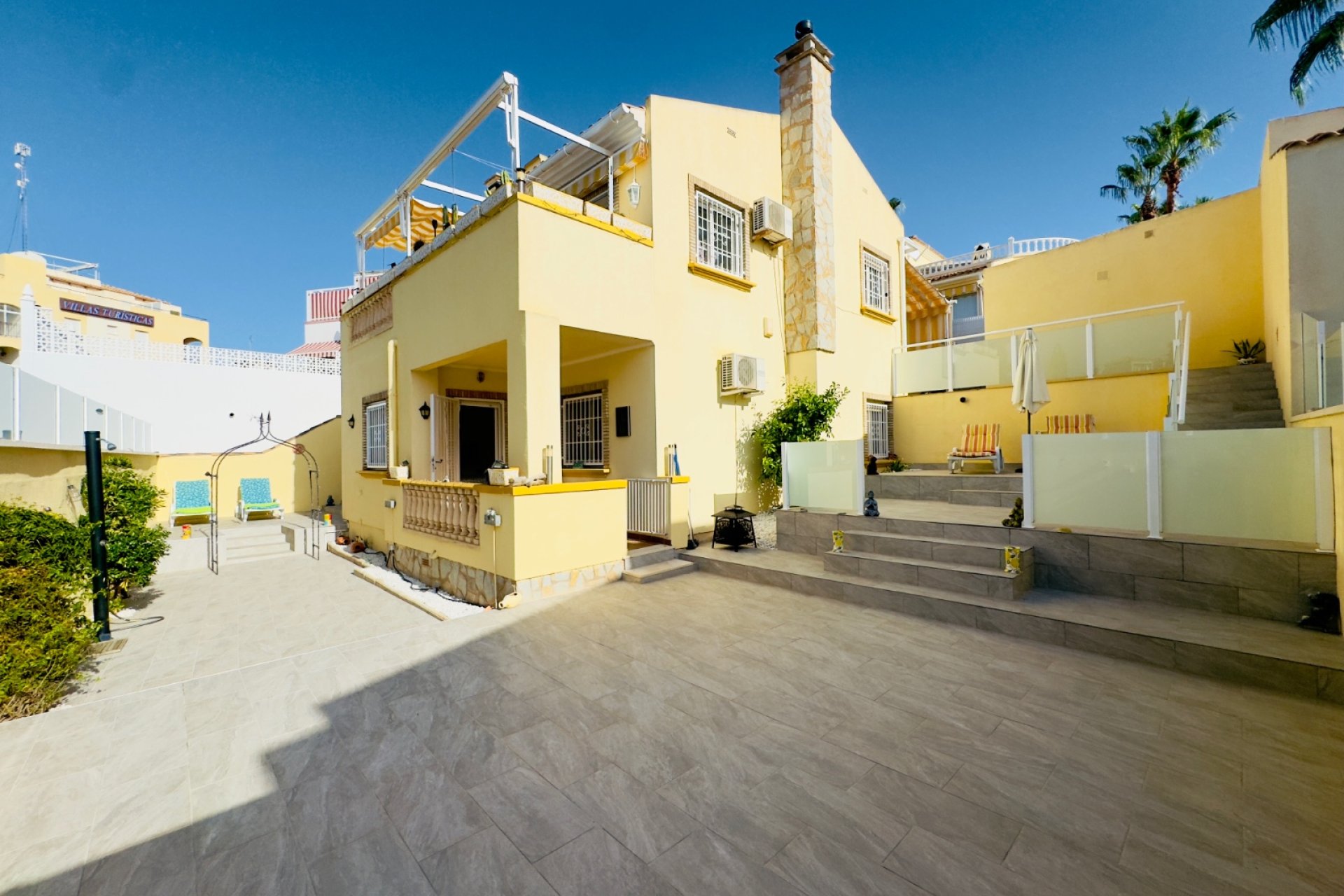 Resale - Villa - Orihuela Costa - Playa Flamenca